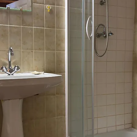 Charmante Maison De Village Avec Cour Fermee, Proche Gorges Et Sites Medievaux, Ideale Pour Decouvrir 3 Departements - Fr-1-582-14