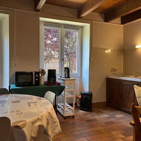 Charmante Maison De Village Avec Cour Fermee, Proche Gorges Et Sites Medievaux, Ideale Pour Decouvrir 3 Departements - Fr-1-582-14 بيت للعطل